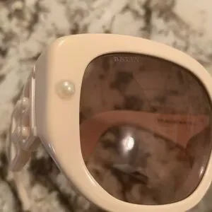 BALLY Cream Colored Double B Oversized Sunglasses Bally | Accessories | Bally Cream Colored Double B Oversized  main image 2